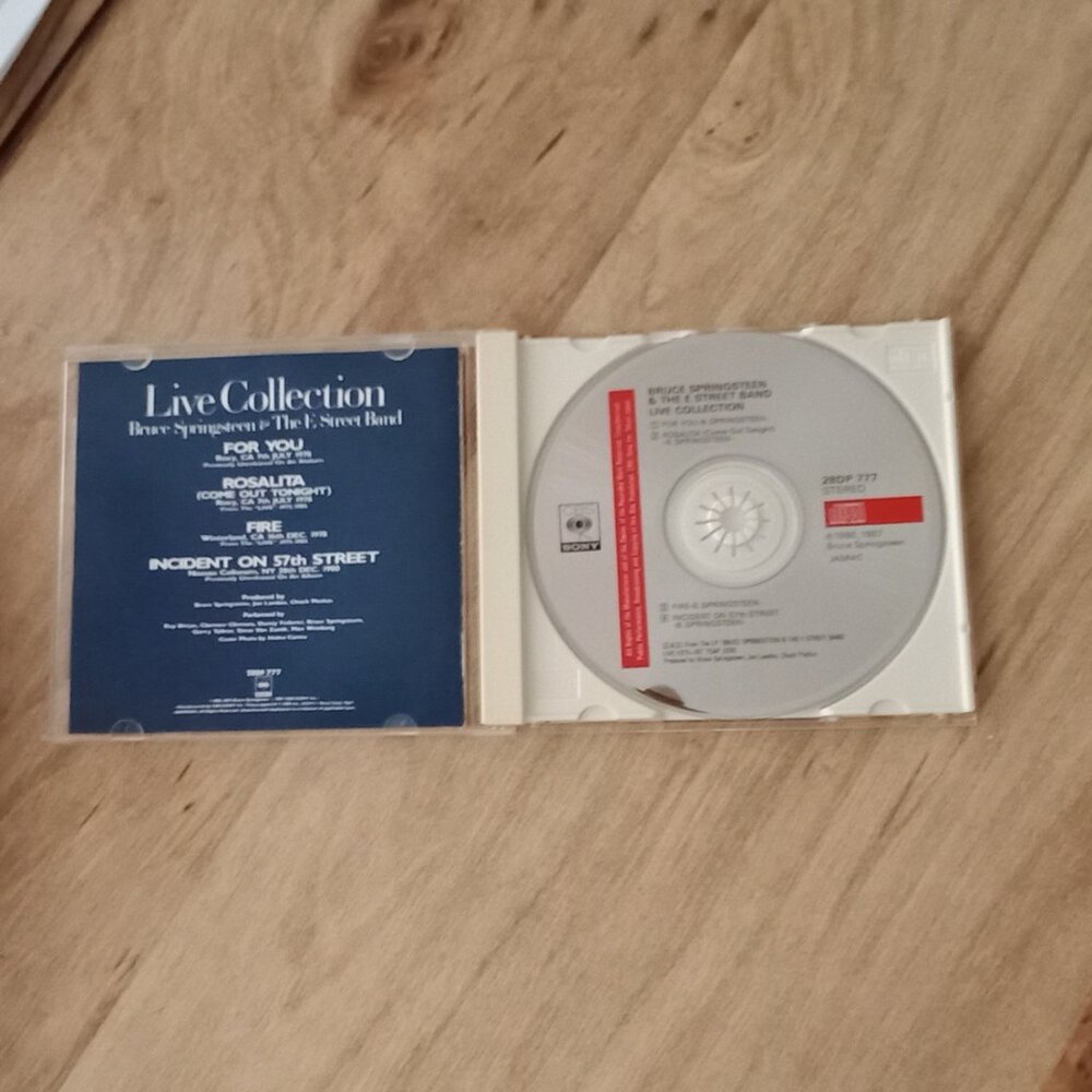 LIVE Collection/CD - Picture 4 of 8